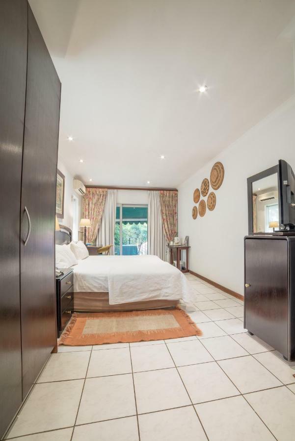 Garden Place Guest Houses Johannesburg Exterior photo